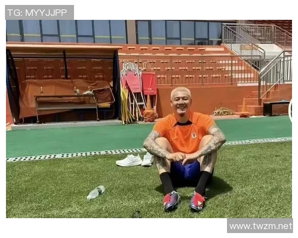 WBS究竟是哪个足球明星他在赛场上的表现如何引发了球迷的热议