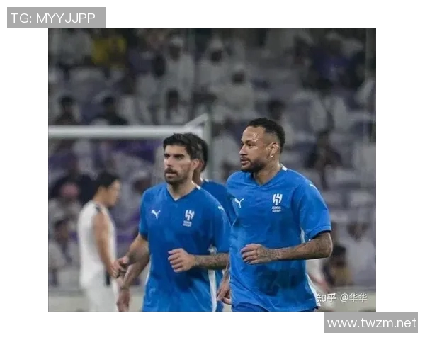 众多退役足球明星重返赛场展现风采引发球迷热议与期待 众多退役足球明星重返赛场展现风采引发球迷热议与期待