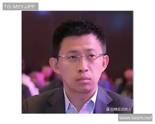 在飞机上思考的足球明星们的梦想与追求 在飞机上思考的足球明星们的梦想与追求