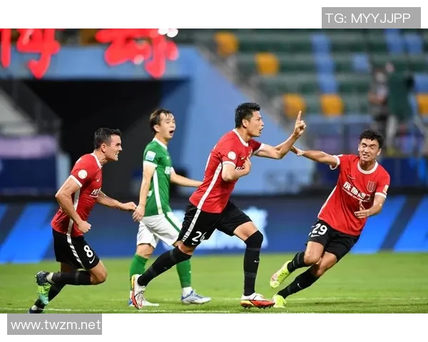 热议足球：成都足球队的配合变革